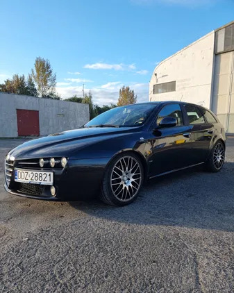 samochody osobowe Alfa Romeo 159 cena 16900 przebieg: 201000, rok produkcji 2007 z Legnica